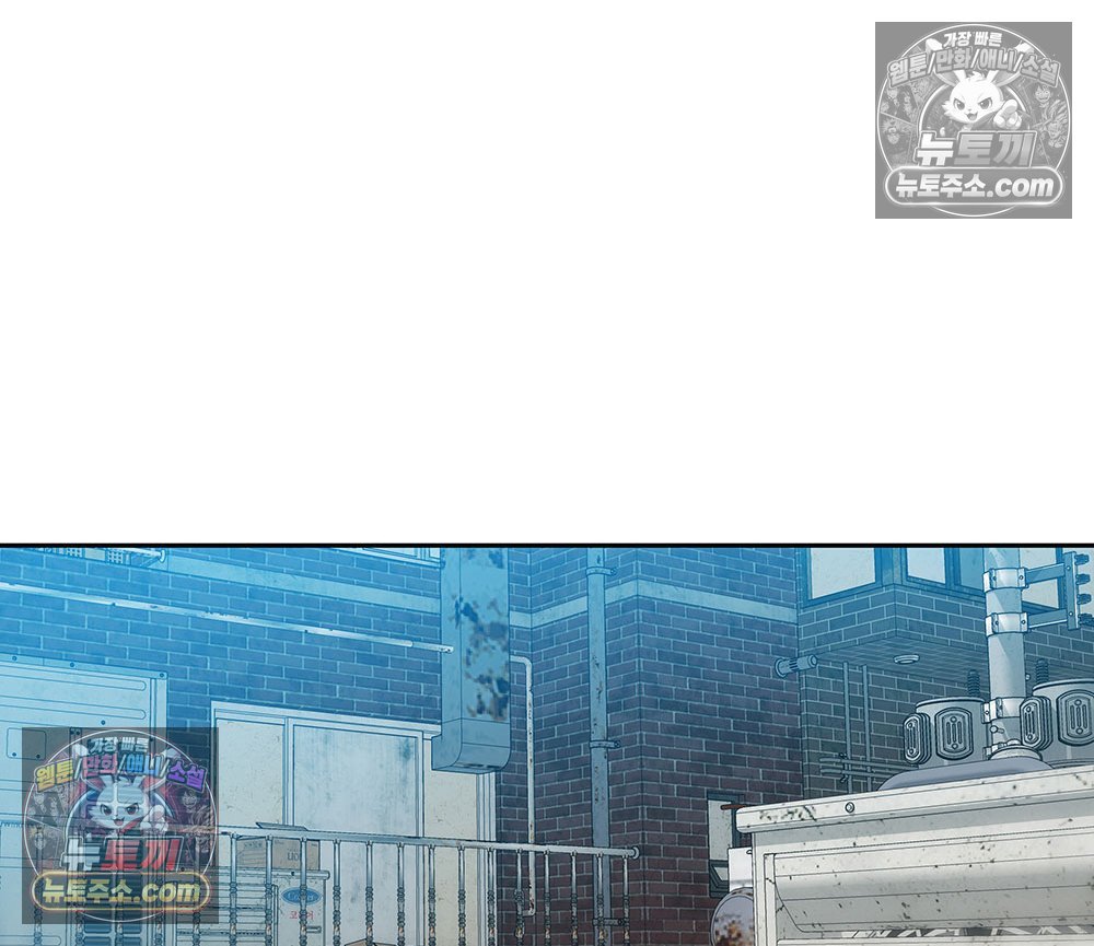 045.jpg