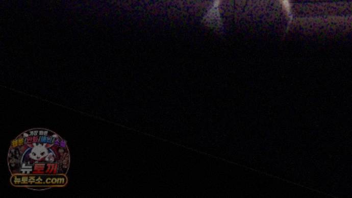 044.jpg