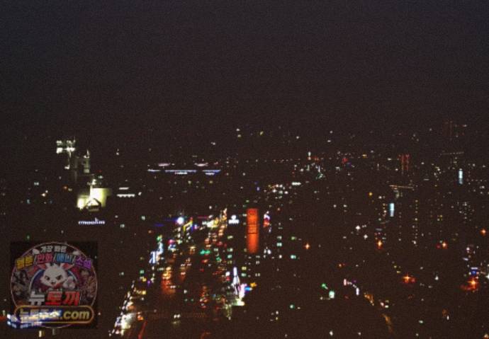 002.jpg