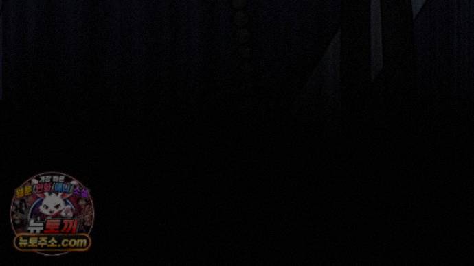 048.jpg